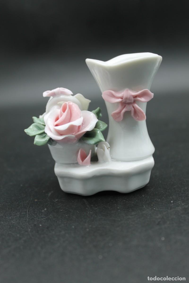 Antig&uuml;edades: JARRON Y CESTO CON FLORES MINIATURA - Foto 2