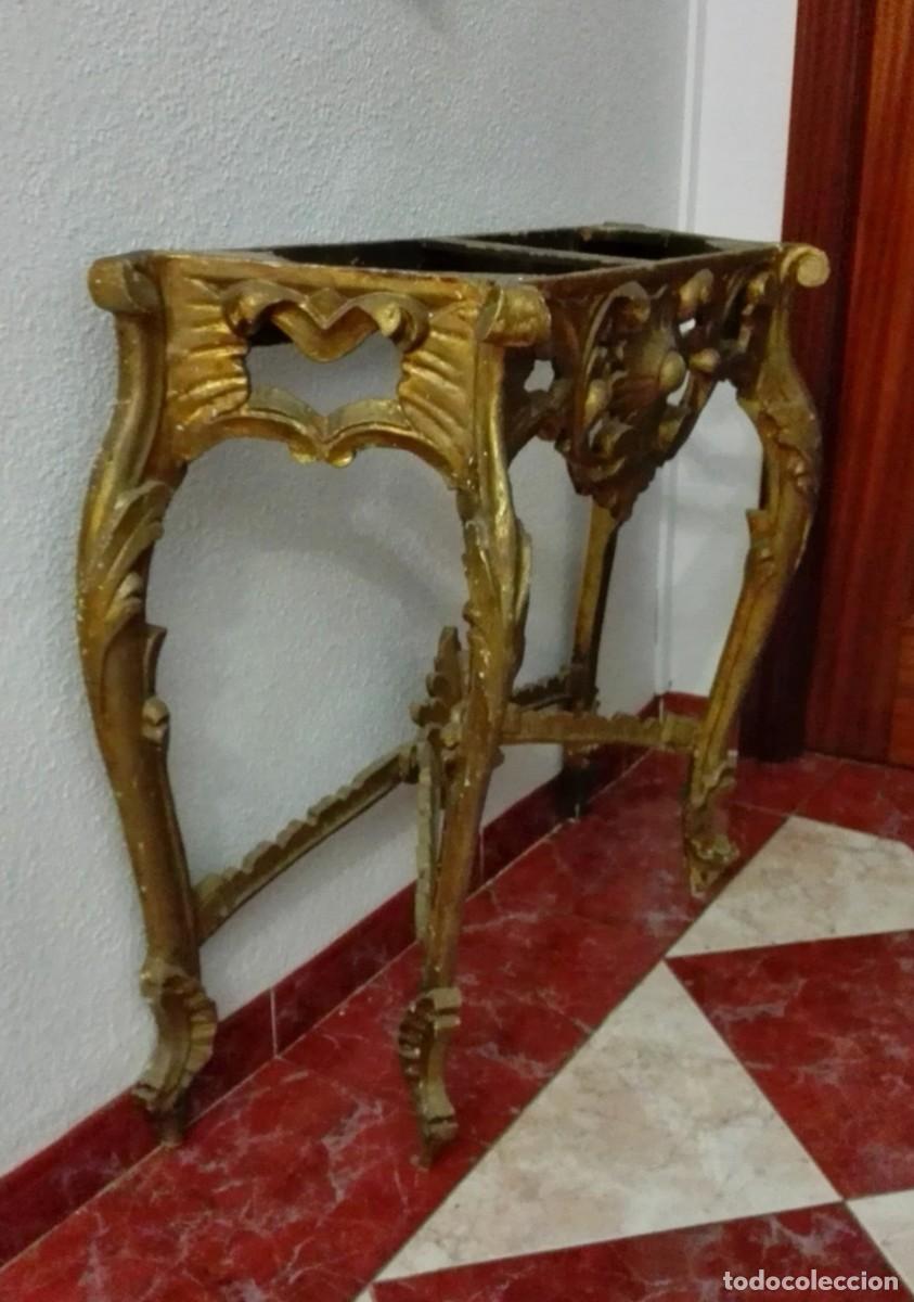 Antig&uuml;edades: Consola tallada en madera sobredorada - Foto 2