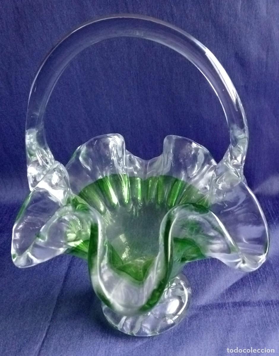 Antig&uuml;edades: CESTA DE CRISTAL GRUESO, NITIDO Y VERDE - Foto 2