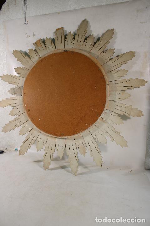Antig&uuml;edades: espejo sol de madera - Foto 4