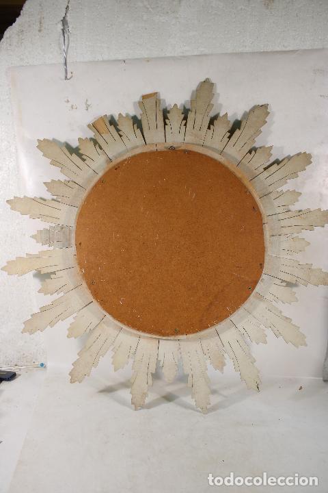 Antig&uuml;edades: espejo sol de madera - Foto 6