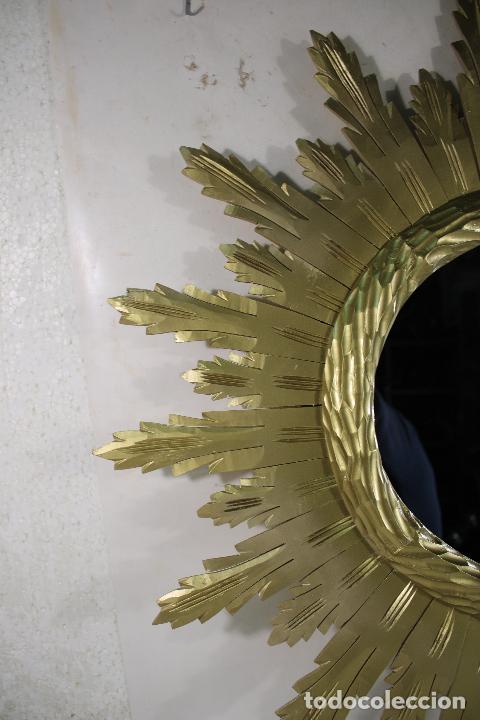 Antig&uuml;edades: espejo sol de madera - Foto 8