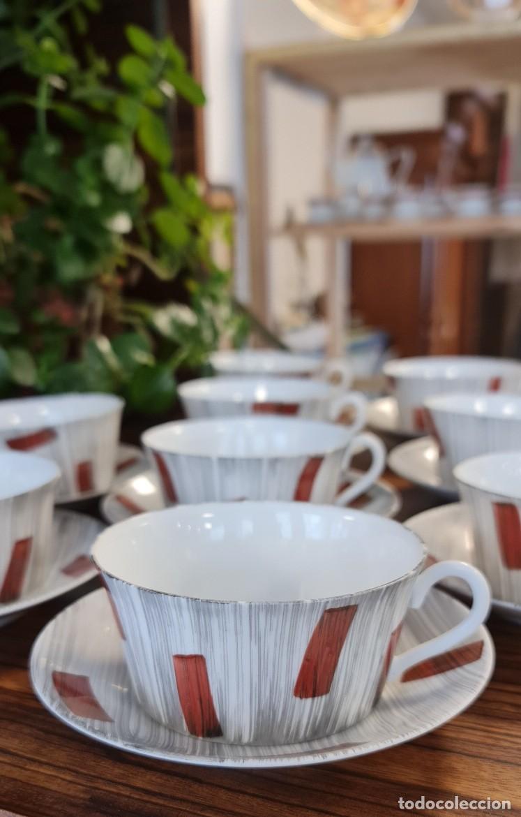 Antig&uuml;edades: 7 Tazas y platillos de consom&eacute; Cer&aacute;micas do Castro - Foto 2
