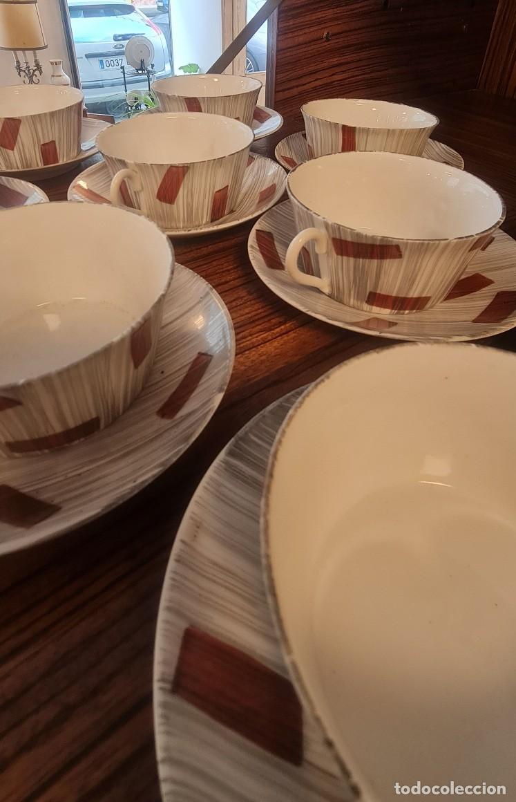 Antig&uuml;edades: 7 Tazas y platillos de consom&eacute; Cer&aacute;micas do Castro - Foto 5