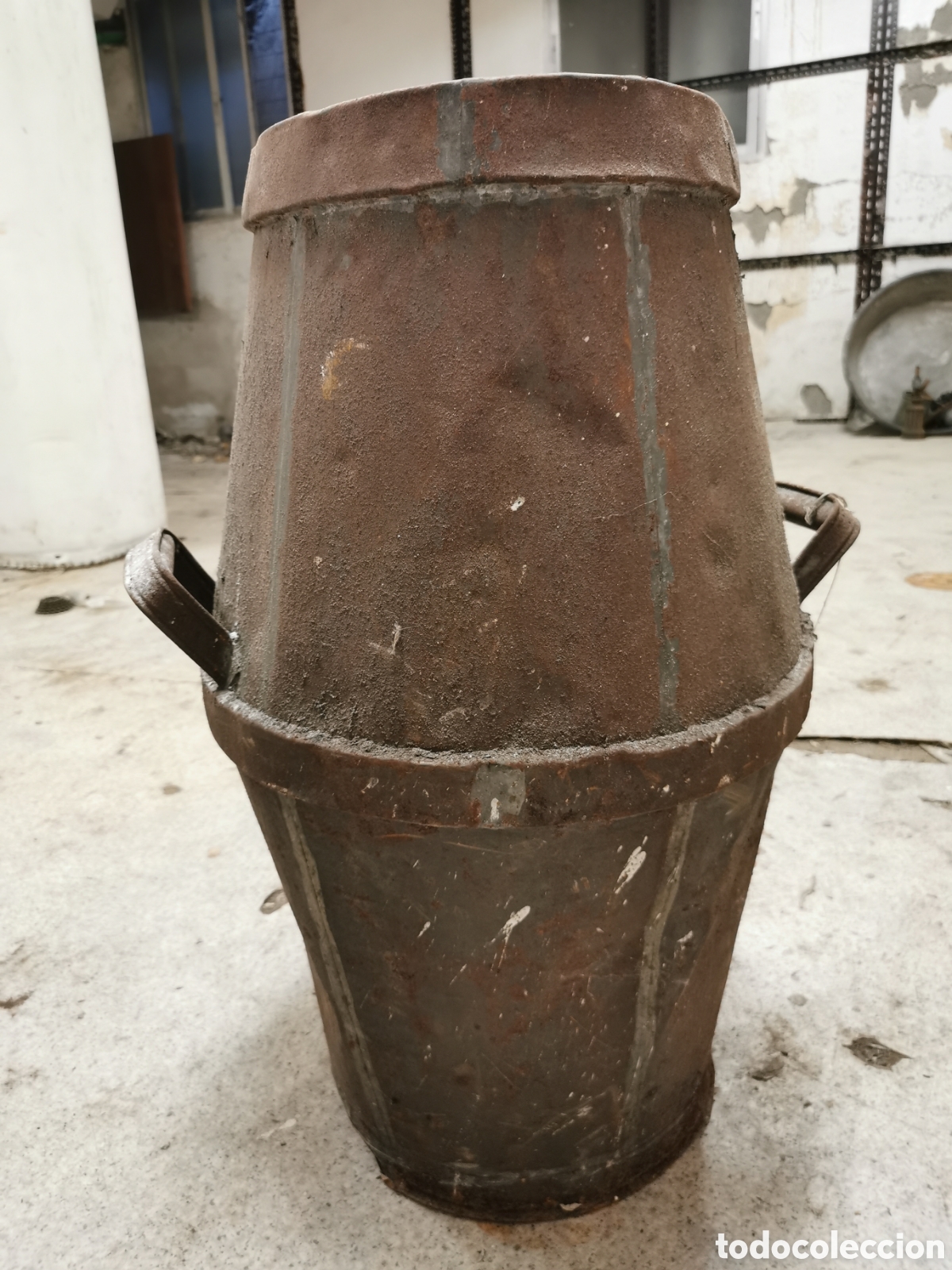 Antig&uuml;edades: Recipiente, tinaja antigua zinc - Foto 2