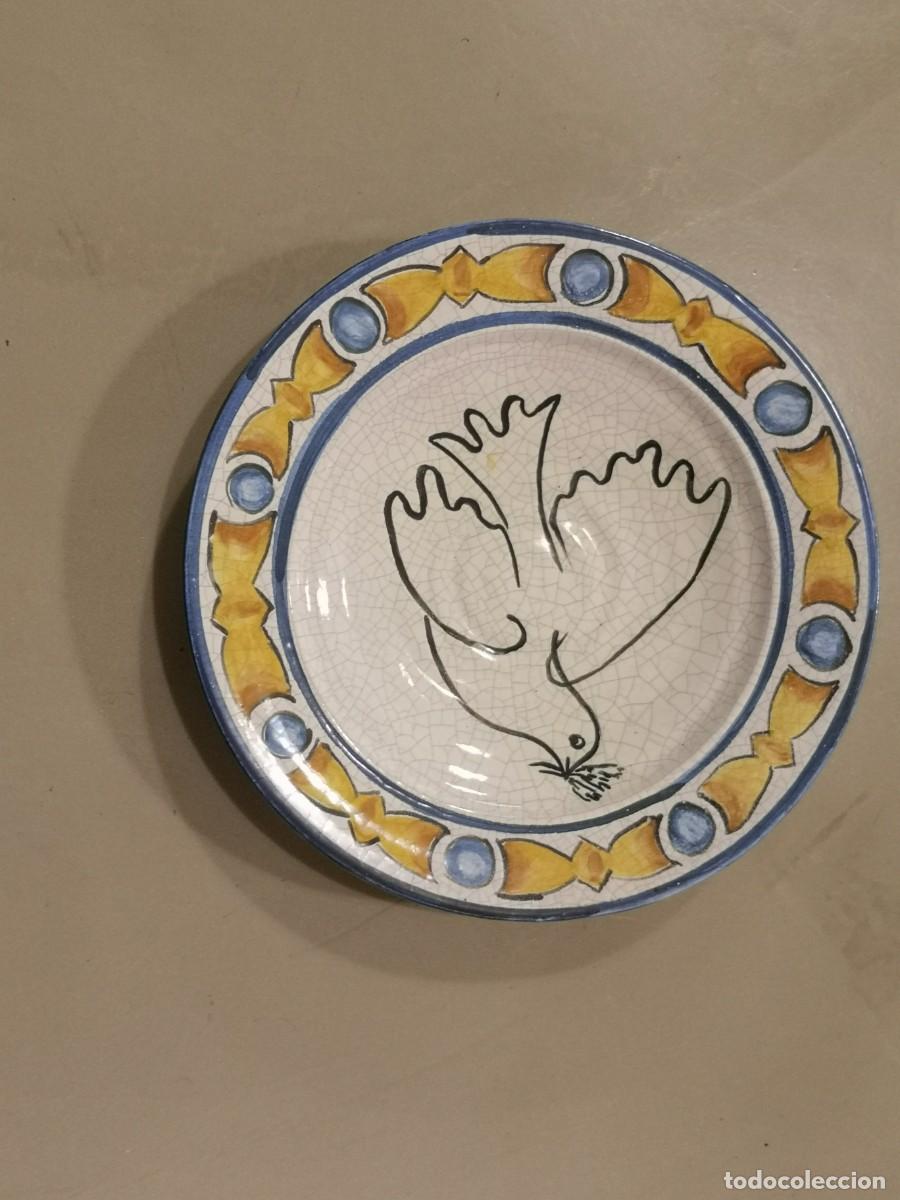 Antig&uuml;edades: plato esmaltado de ceramica - Foto 1