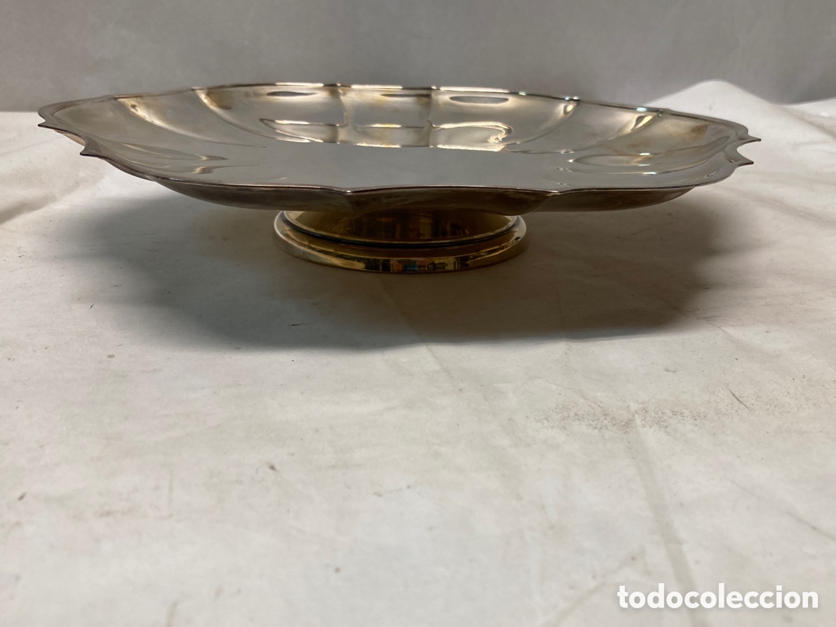 Antig&uuml;edades: Bandeja plateada Meneses - Foto 2