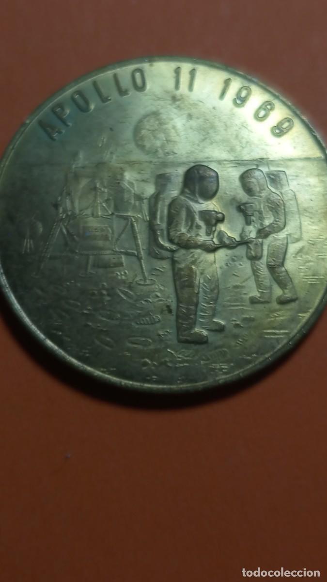 Antig&uuml;edades: 2 - MEDALLA APOLO 11 - 1969 - Foto 1