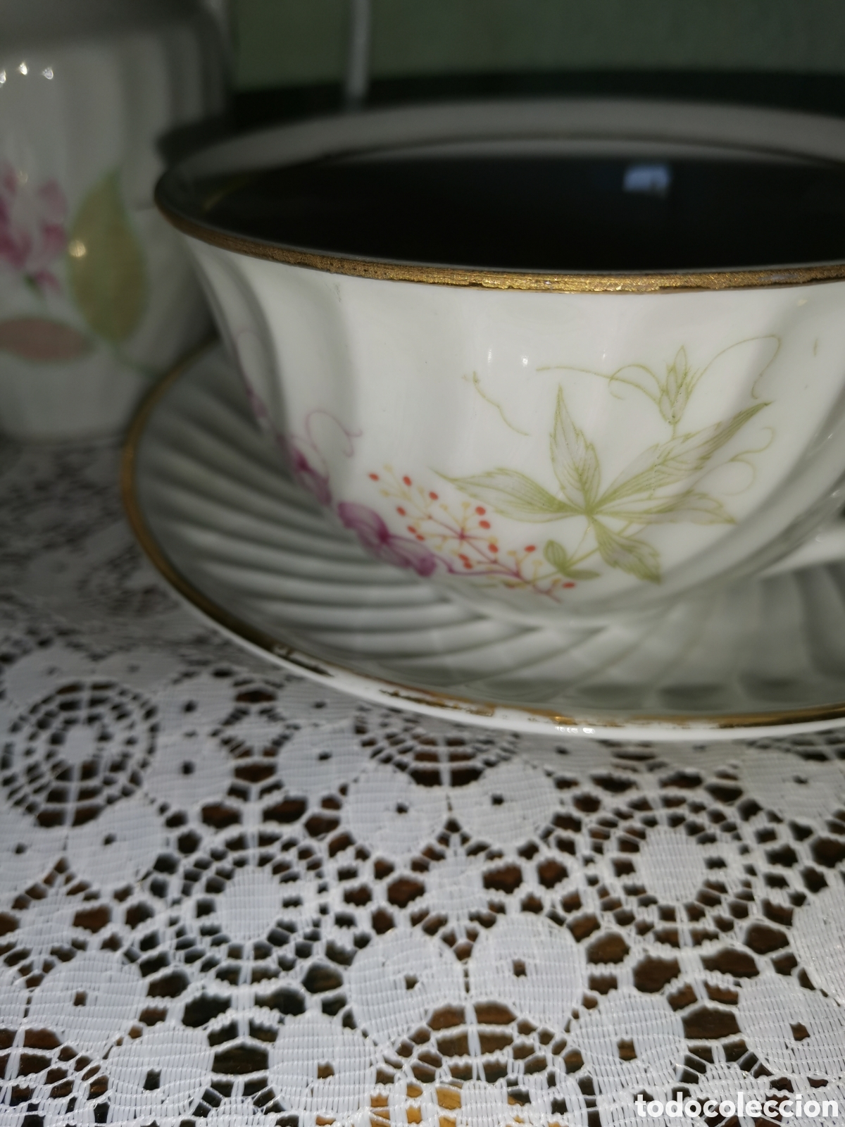 Antig&uuml;edades: Pareja de tazas de desayuno - Foto 3
