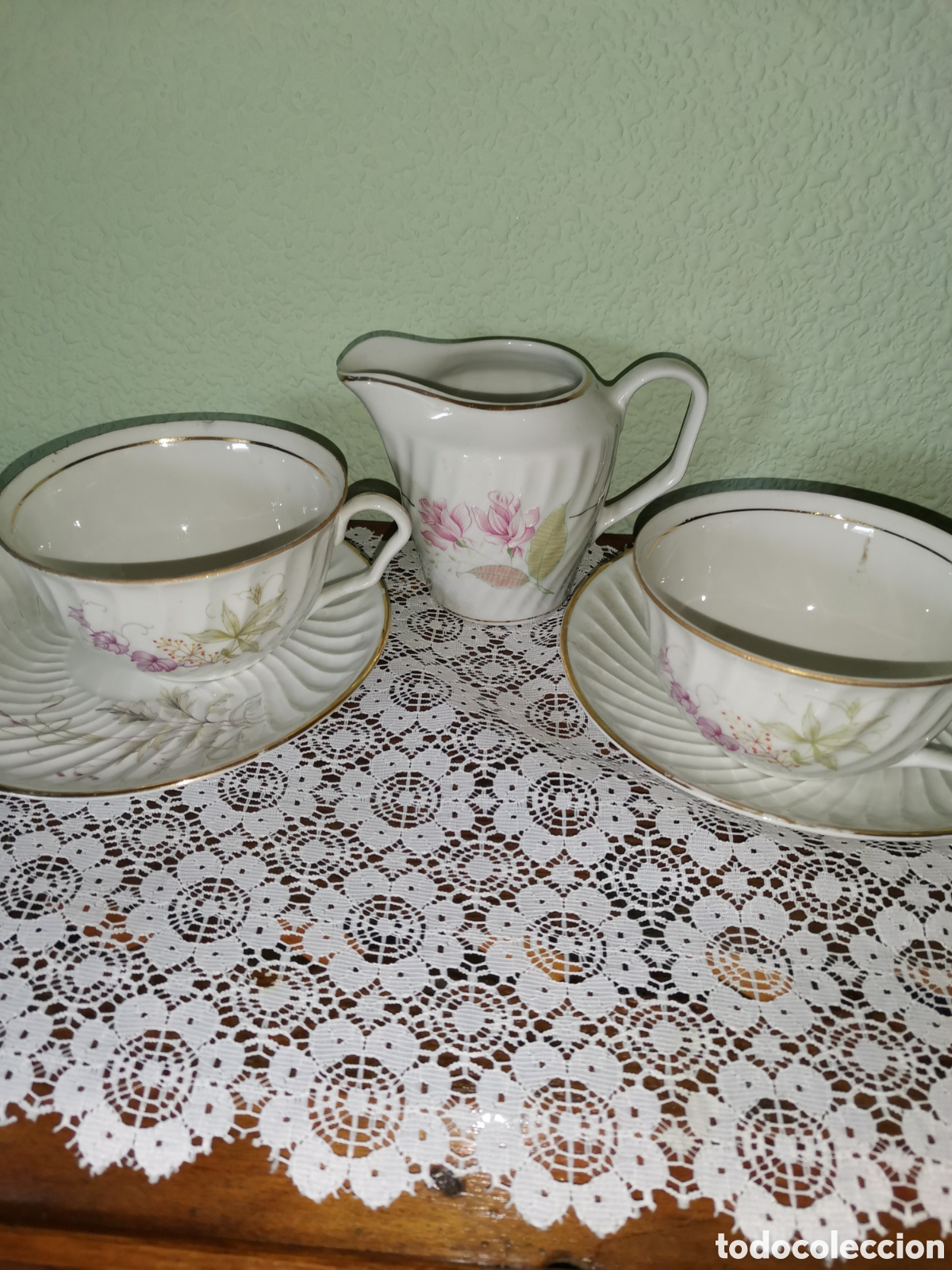 Antig&uuml;edades: Pareja de tazas de desayuno - Foto 1