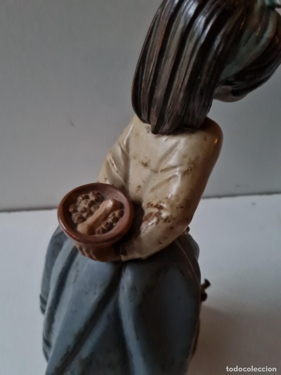 Antig&uuml;edades: LLADRO NI&Ntilde;A COM CESTO Y PERRO 35 CMS - Foto 6