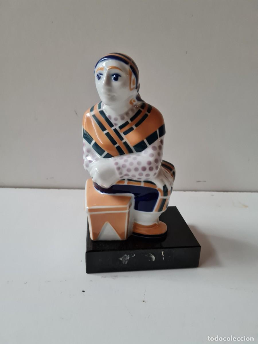 Antig&uuml;edades: SARGADELOS FIGURA APOYALIBROS - Foto 1