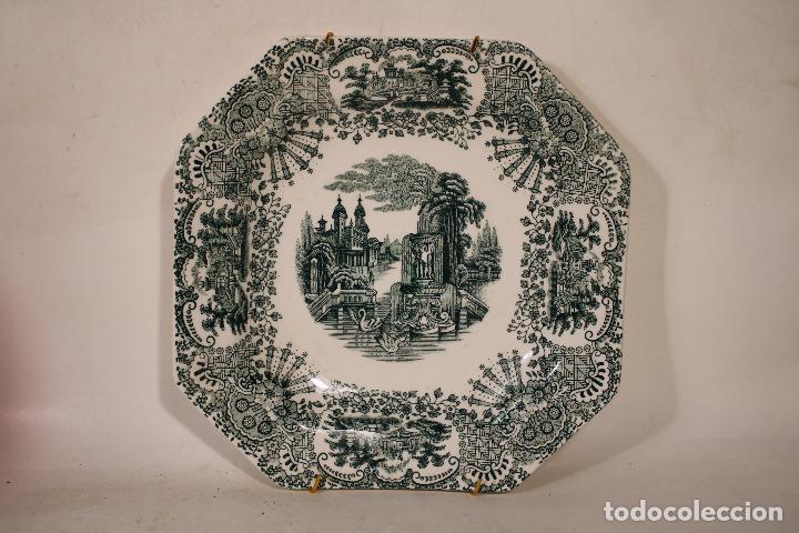 Antig&uuml;edades: plato verde octogonal de la cartuja - Foto 1
