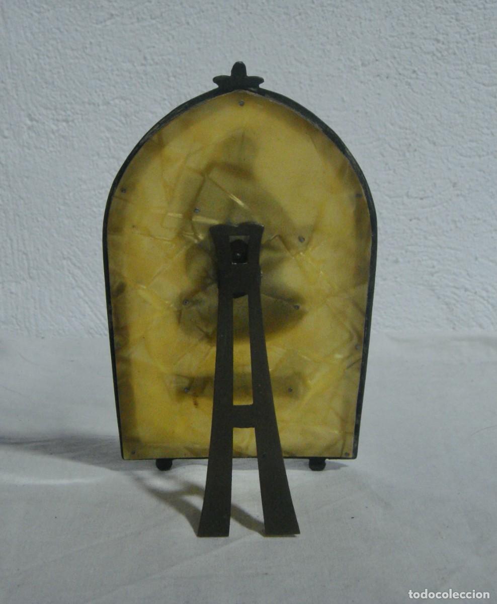 Antig&uuml;edades: Placa Devocional con altorrelieve de la Virgen del Carmen &ndash; circa 1933 - Foto 3