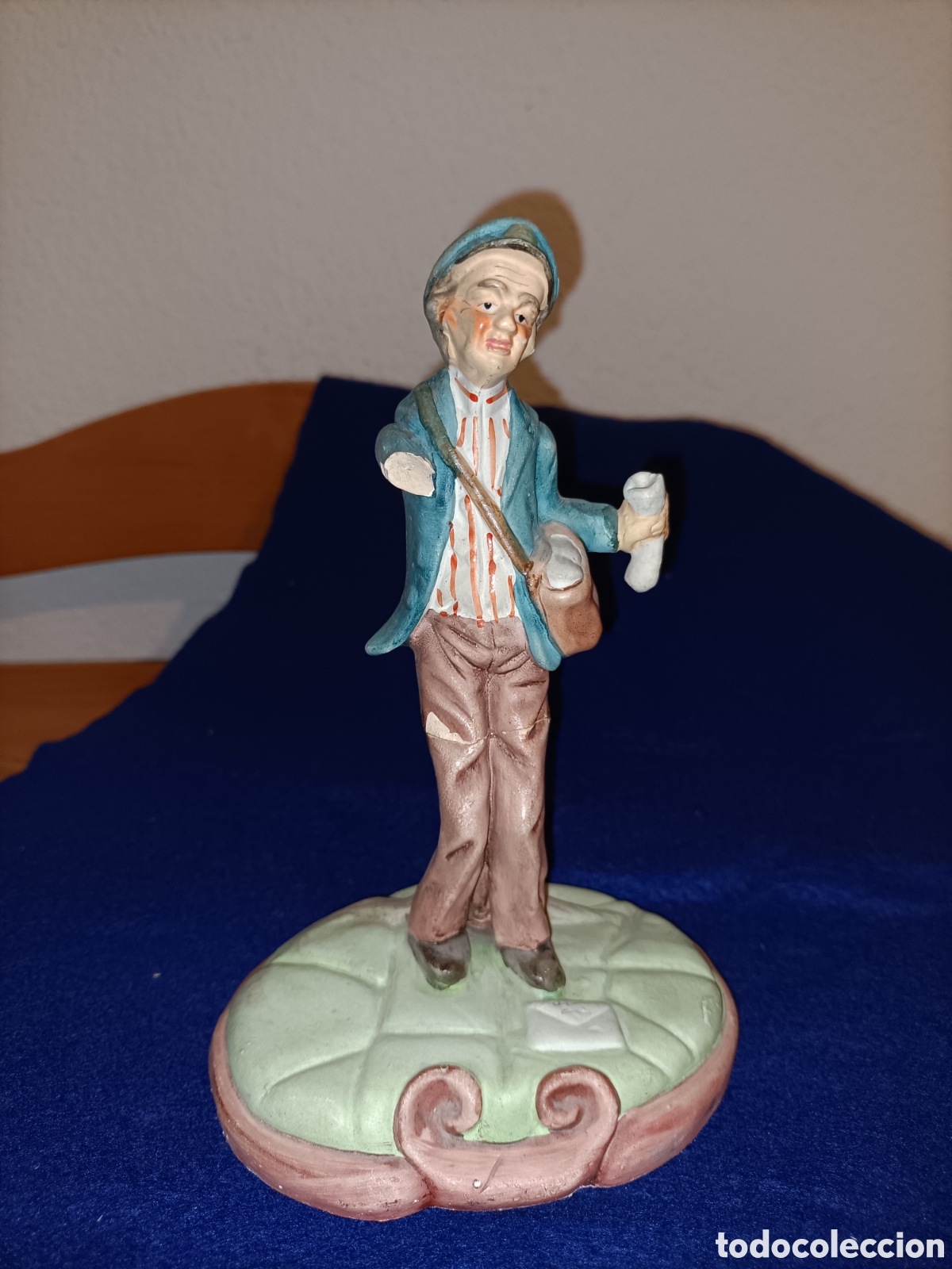 Antig&uuml;edades: Bonito biscuit. Defectuoso. 17 cms - Foto 1