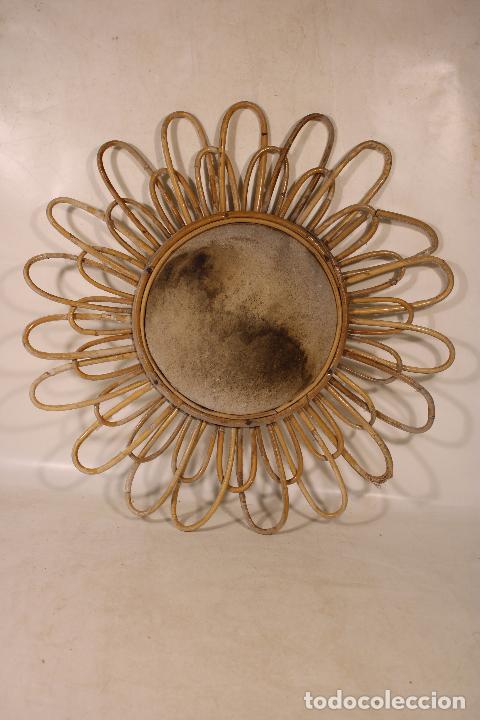Antig&uuml;edades: espejo sol de mimbre - Foto 4