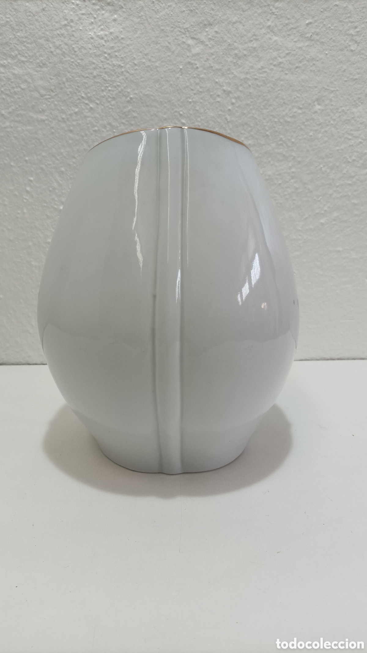 Antig&uuml;edades: FLORERO ANTIGUO DE PORCELANA - Foto 2