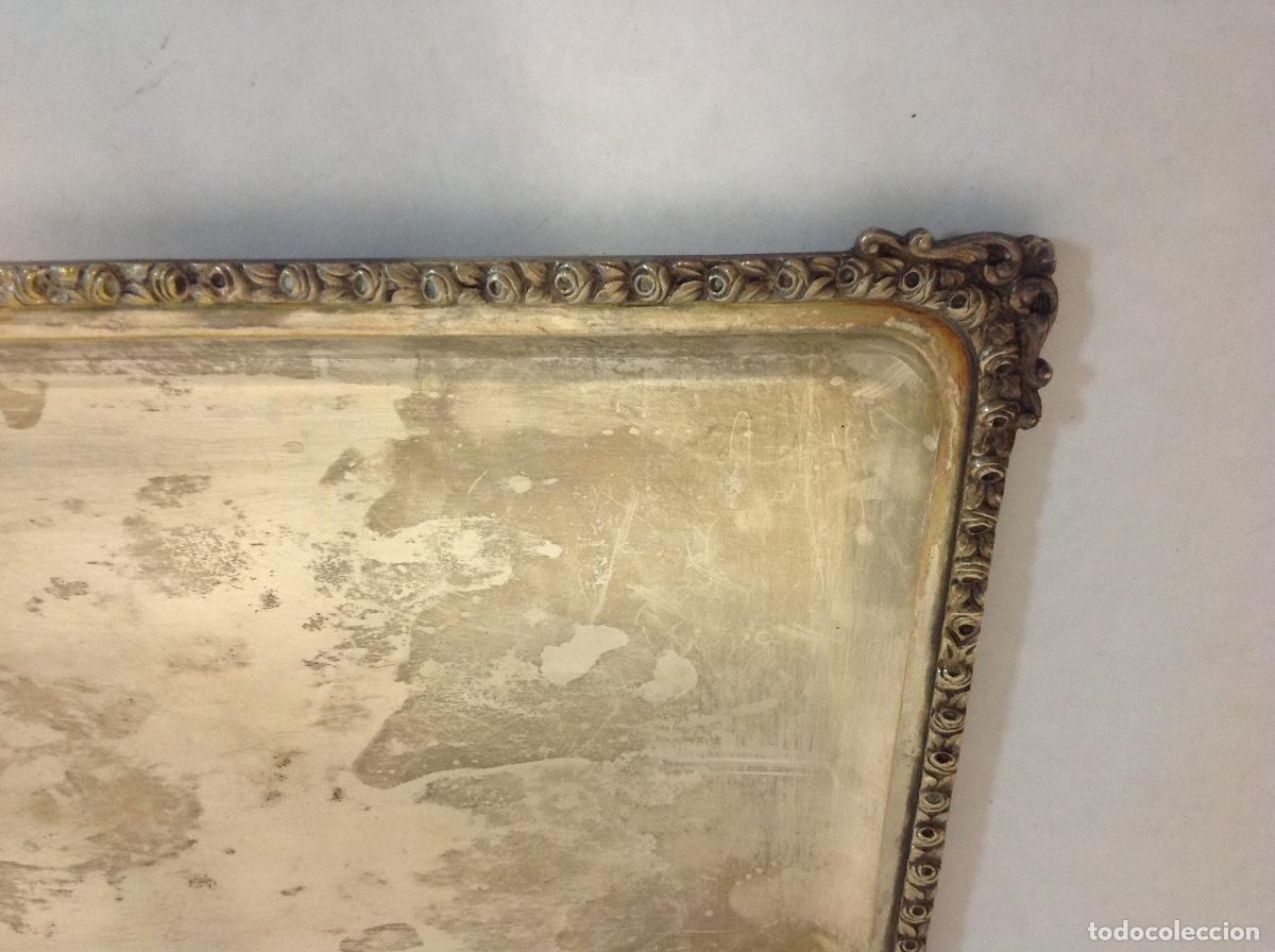 Antig&uuml;edades: Bandeja rectangular de metal plateado - Foto 2