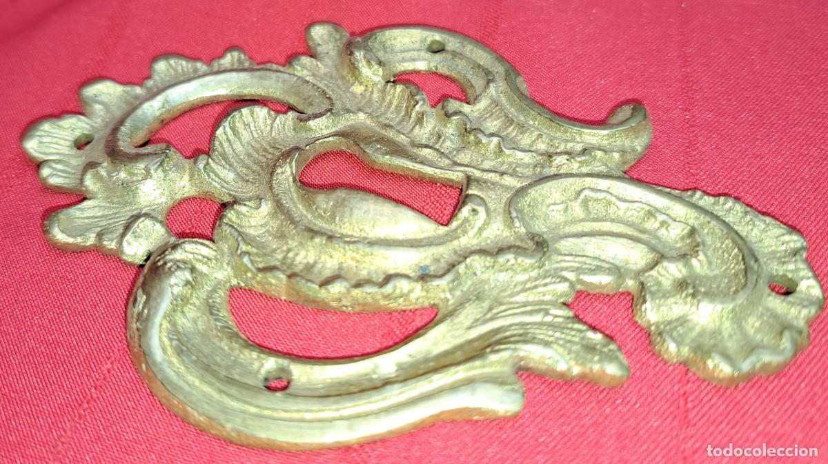 Antig&uuml;edades: Placa boca llave de bronce, Luis XIV - Foto 2