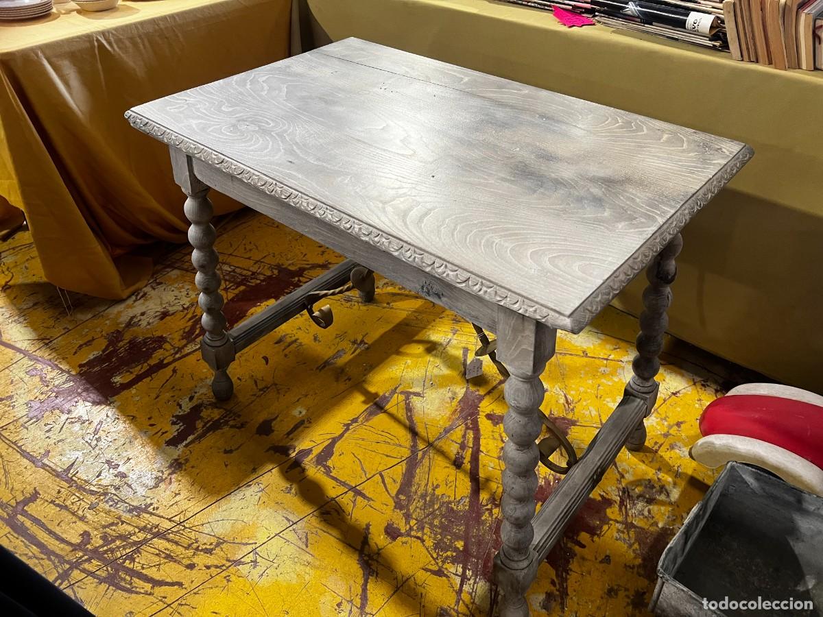 Antig&uuml;edades: MESA AUXILIAR DE MADERA DE 91x58 cms - Foto 1
