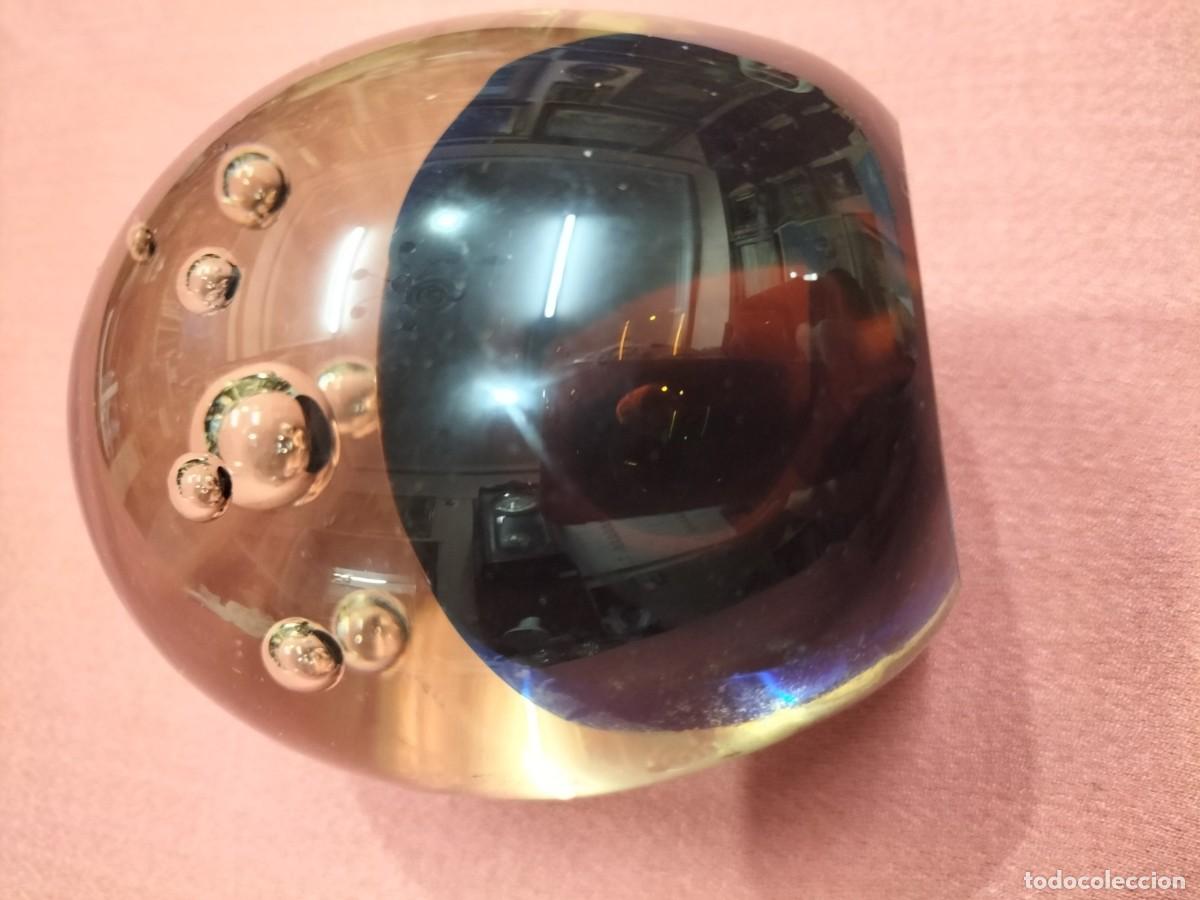 Antig&uuml;edades: Pisapapel de cristal antiguo - Foto 4