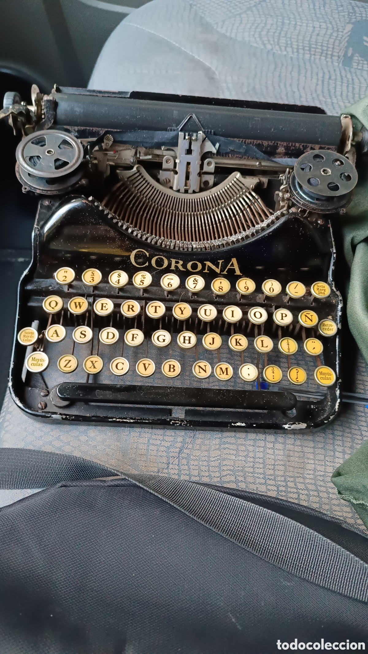 Antig&uuml;edades: Maquina escribir Corona - Foto 1