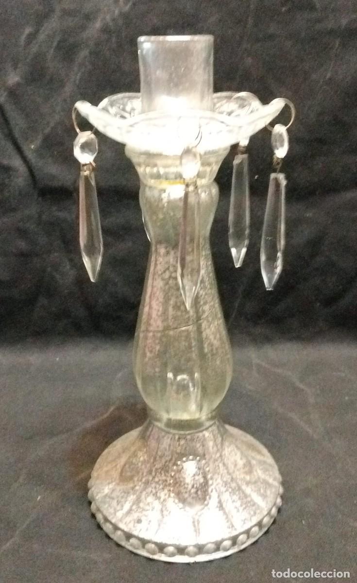 Antig&uuml;edades: CANDELABRO DE VIDRIO ANTIGUO - Foto 2