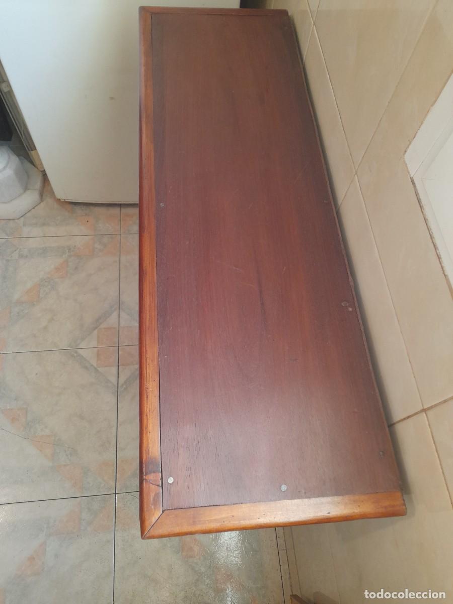 Antig&uuml;edades: Estanter&iacute;a de tres baldas - Foto 2