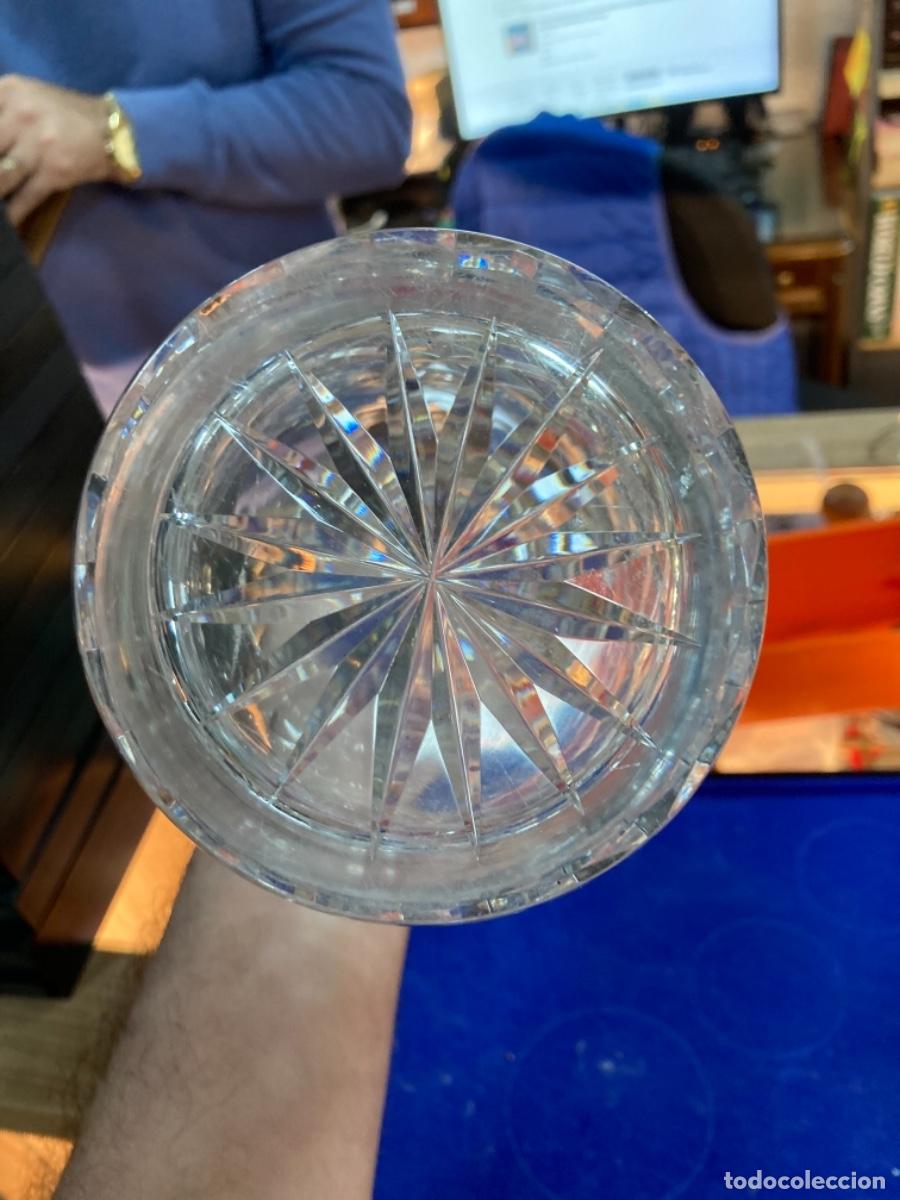 Antig&uuml;edades: Magnifica licorera en cristal - Foto 5