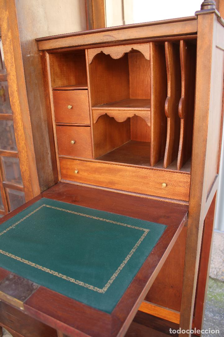 Antig&uuml;edades: mueble escritorio antiguo - Foto 9