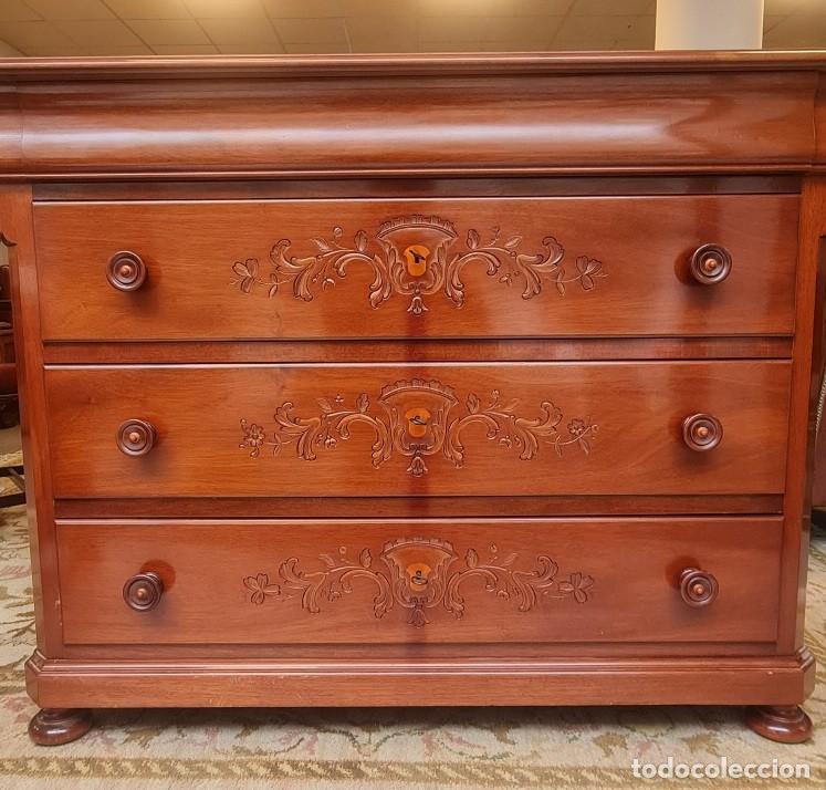 Antig&uuml;edades: C&oacute;moda de caoba catalana restaurada - Foto 2