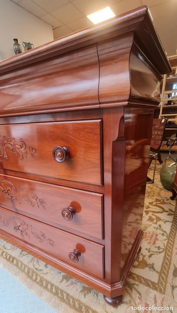 Antig&uuml;edades: C&oacute;moda de caoba catalana restaurada - Foto 3