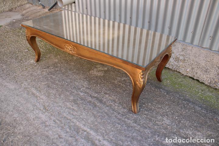 Antig&uuml;edades: mesa baja dorada - Foto 2
