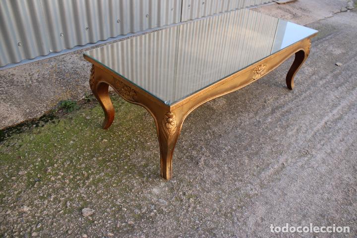 Antig&uuml;edades: mesa baja dorada - Foto 3