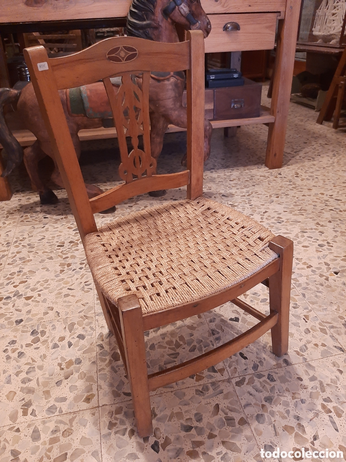 Antig&uuml;edades: PEQUE&Ntilde;A SILLA DE MALLORCA - Foto 1