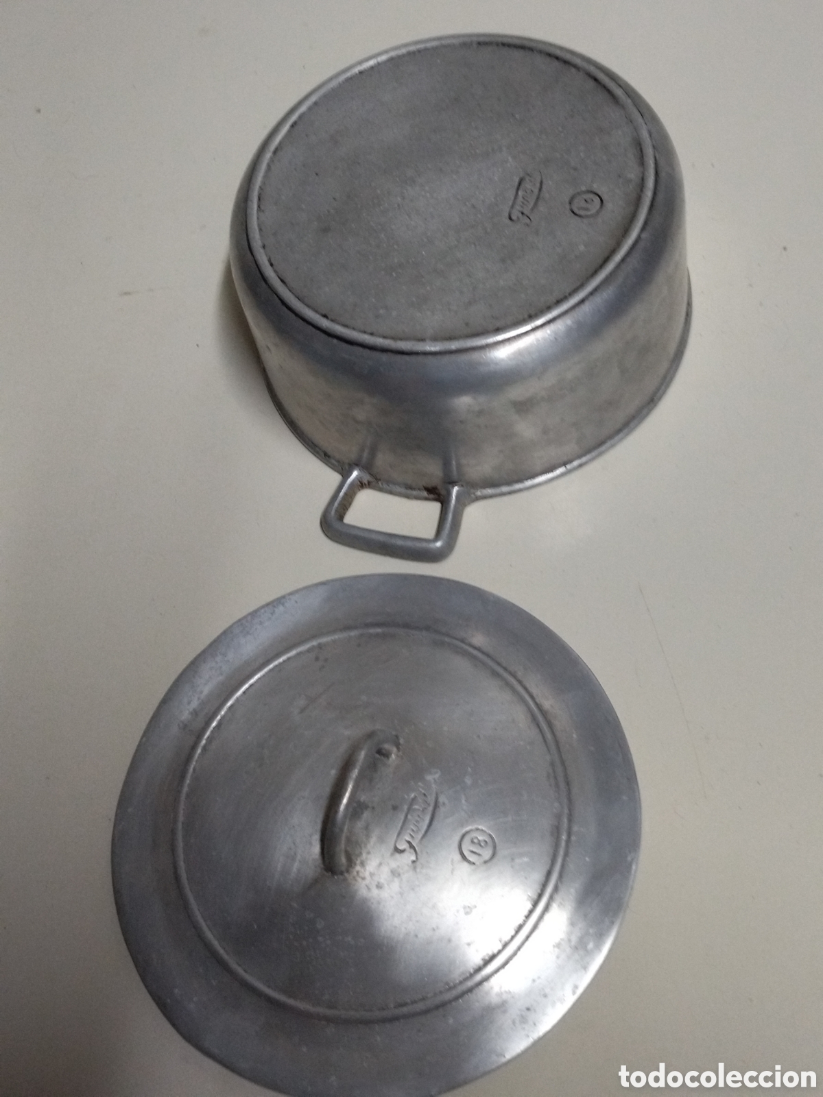 Antig&uuml;edades: Cacerola, olla, Perol de aluminio marca fundal 18 - Foto 4