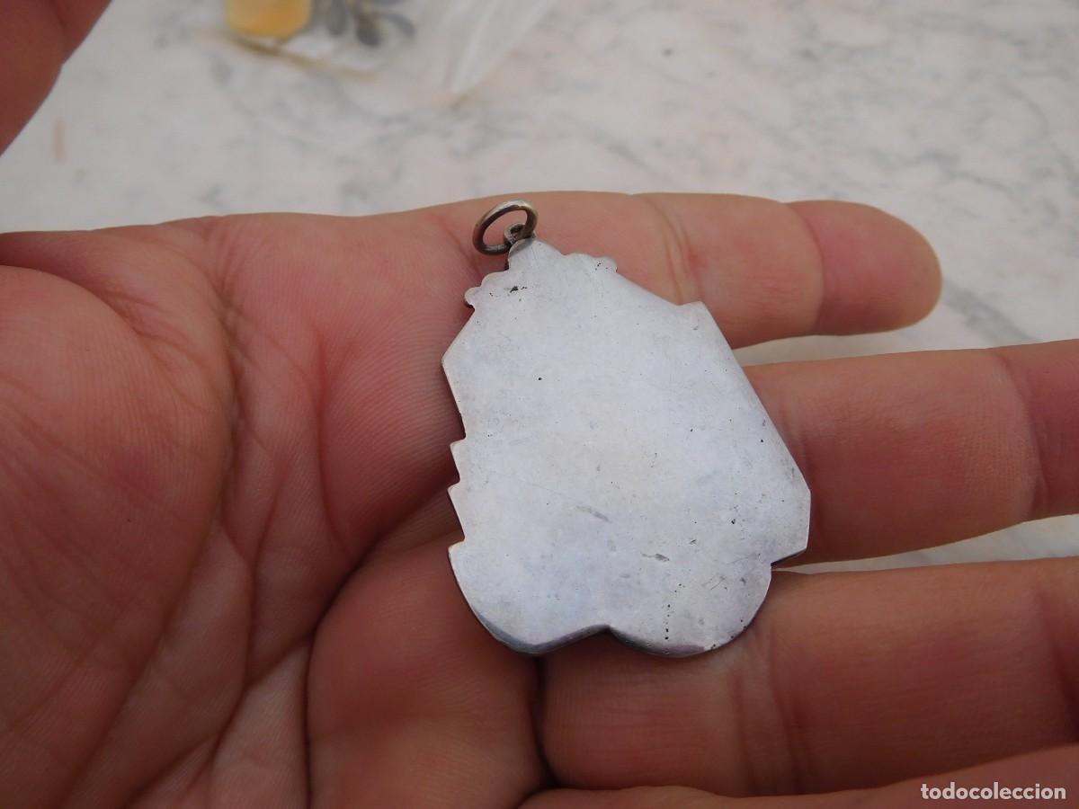 Antig&uuml;edades: Medalla de plata antigua virgen - Foto 3