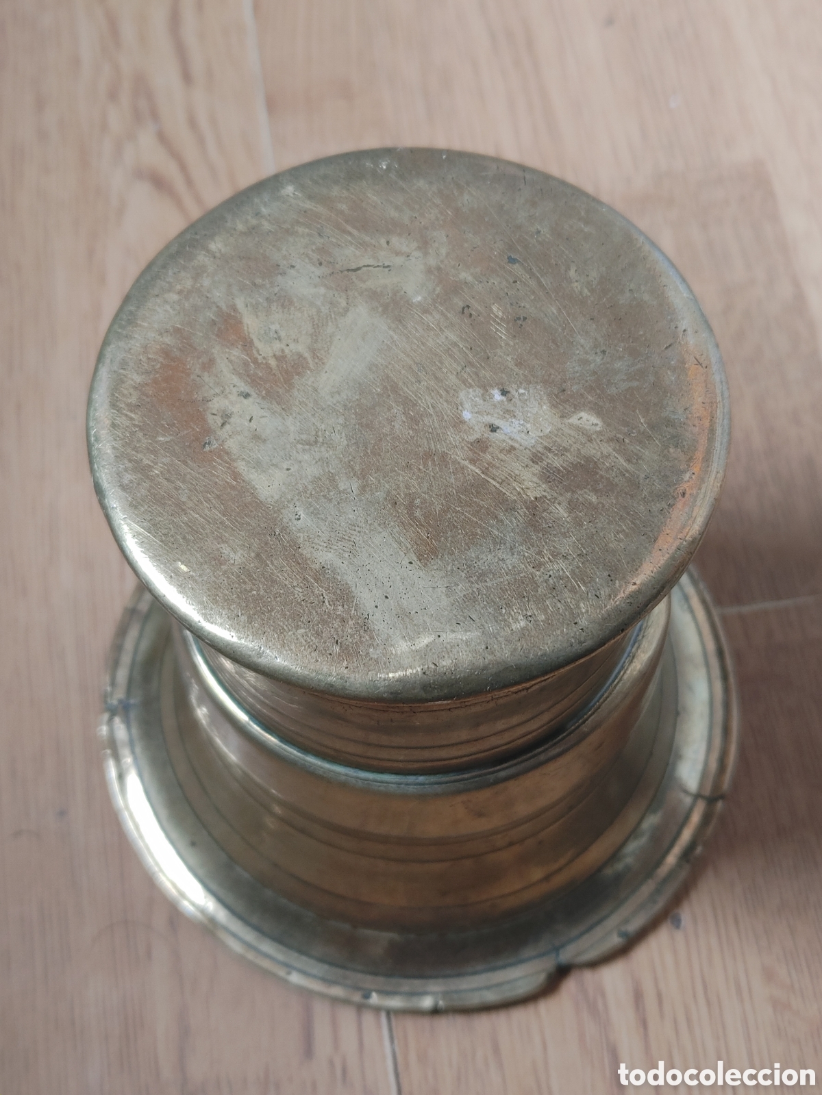 Antig&uuml;edades: Almirez en bronce dorado - Foto 4