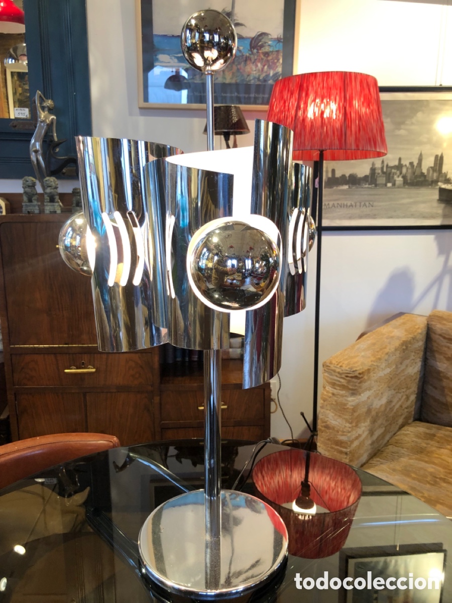 Antiques: Antigua l&aacute;mpara sobremesa de dise&ntilde;o. A&ntilde;os 60 space age. Cromada. vintage. Original. Gran tama&ntilde;o