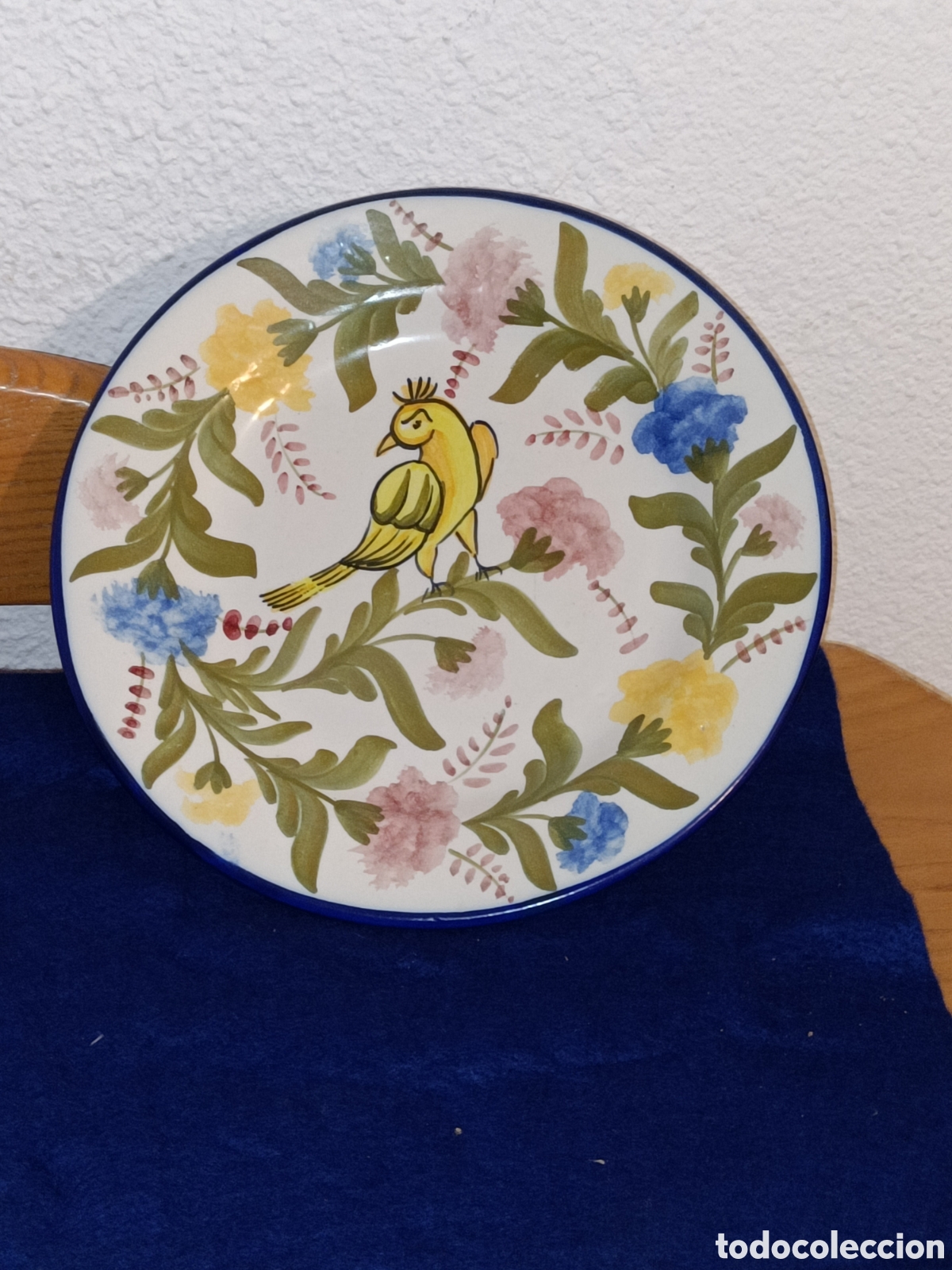 Antig&uuml;edades: Bonito plato. Posiblemente Manises. 25 cms - Foto 1