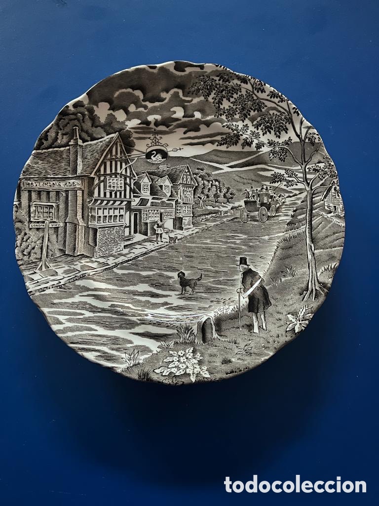 Antig&uuml;edades: Plato antiguo decorado p&oacute;ntela - Foto 1