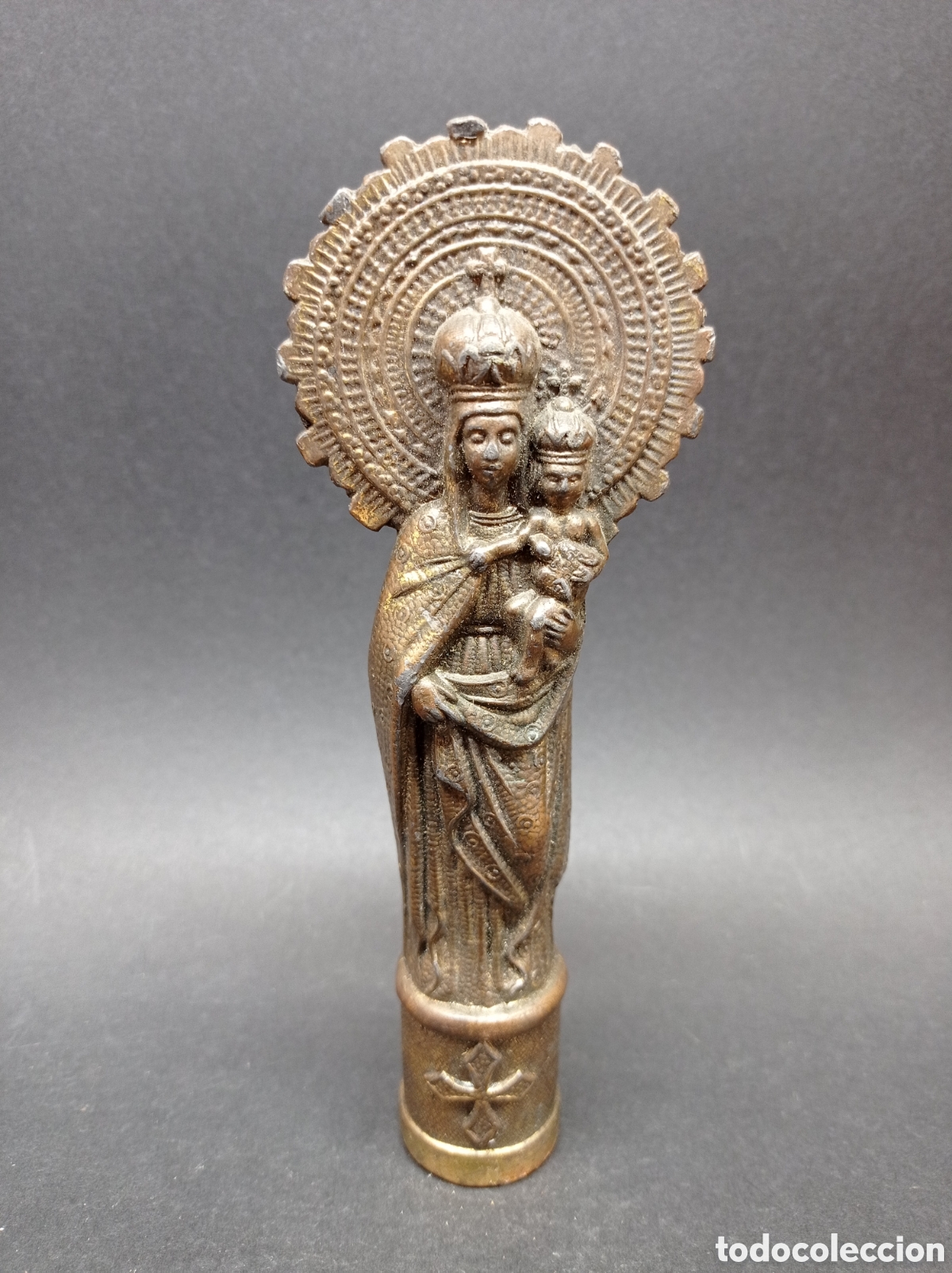 Antig&uuml;edades: Virgen de lat&oacute;n antigua - Foto 2