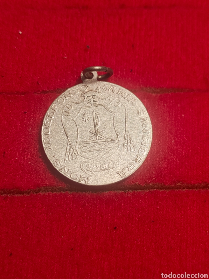 Antig&uuml;edades: Medalla religiosa de plata - Foto 2