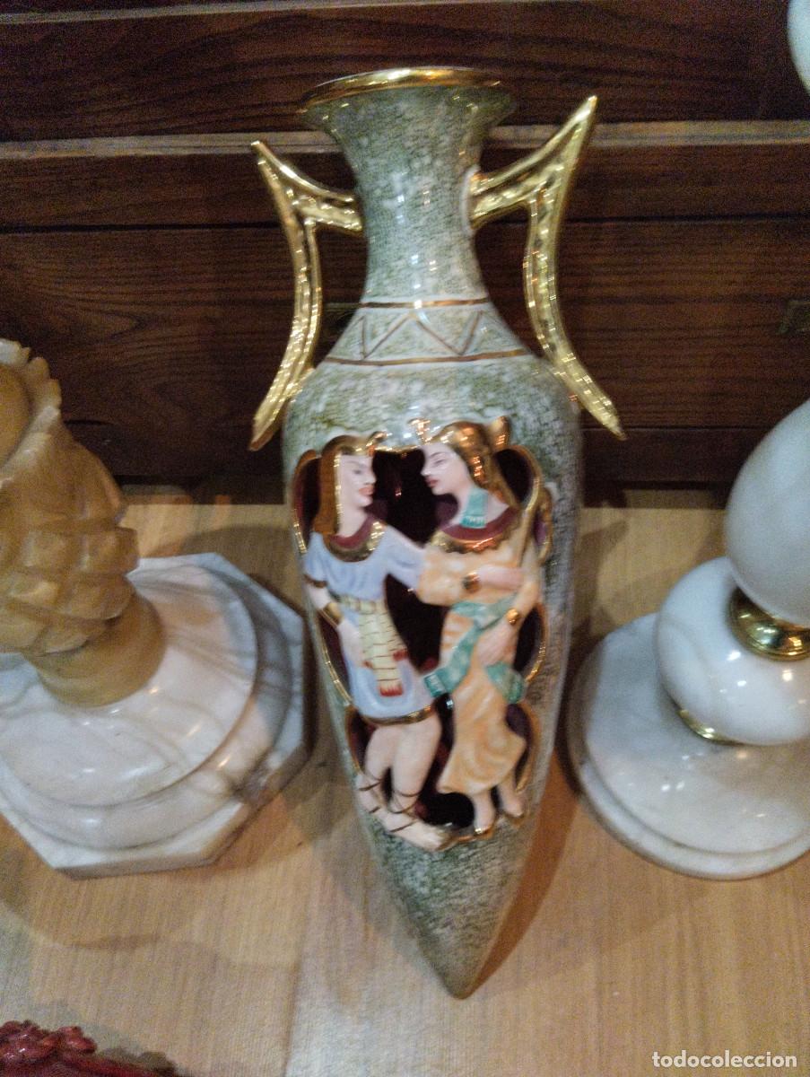 Antig&uuml;edades: LOTE PRECIOSOS JARRONES Y FIGURA - Foto 3