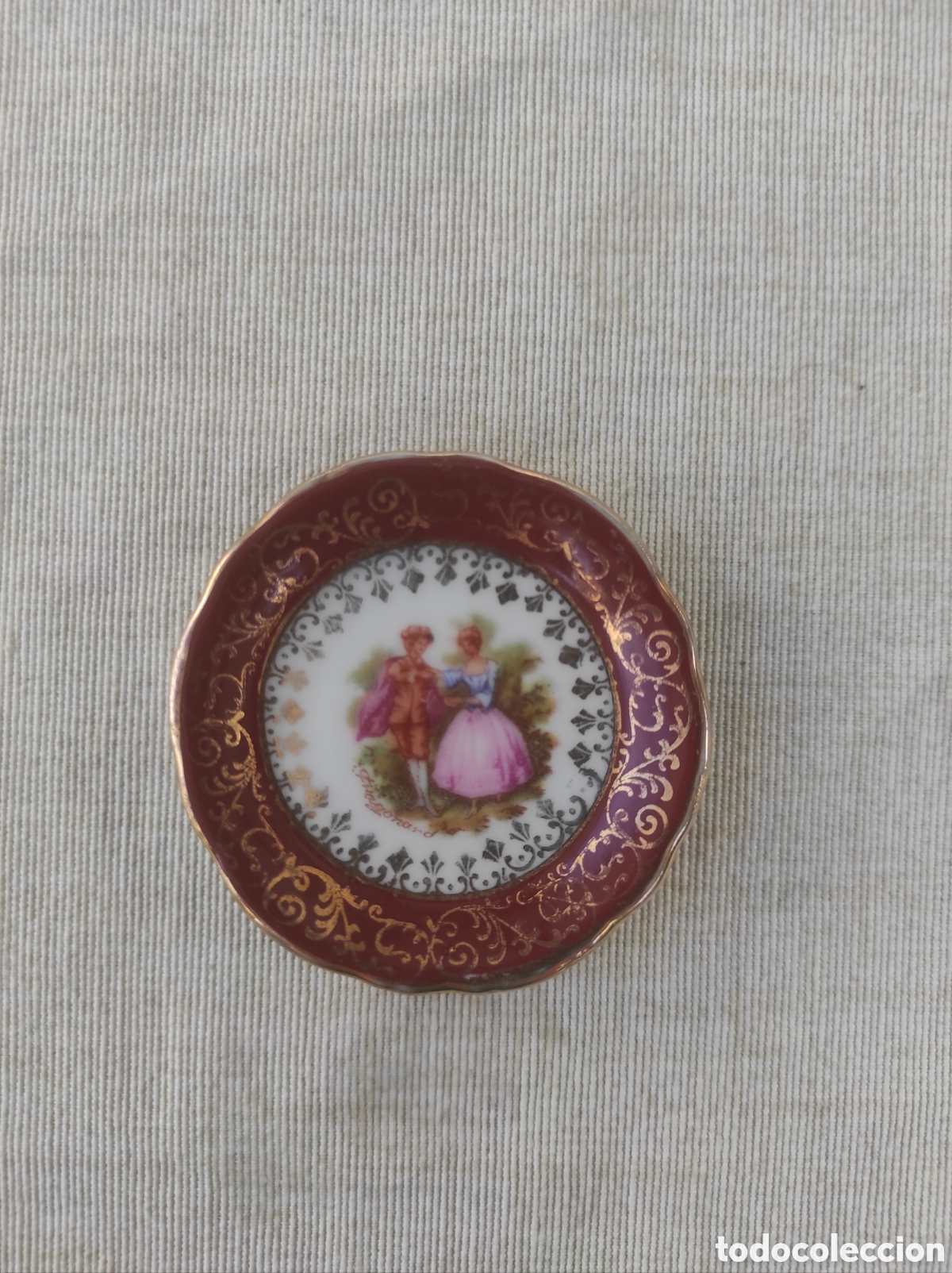 Antig&uuml;edades: Peque&ntilde;o plato de Limoges - Foto 1
