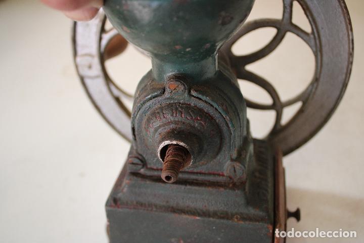 Antig&uuml;edades: antiguo molinillo espa&ntilde;ol - Foto 5