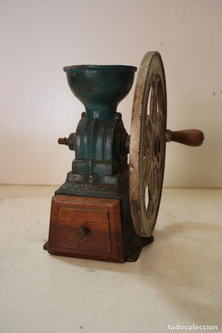 Antig&uuml;edades: antiguo molinillo espa&ntilde;ol - Foto 1