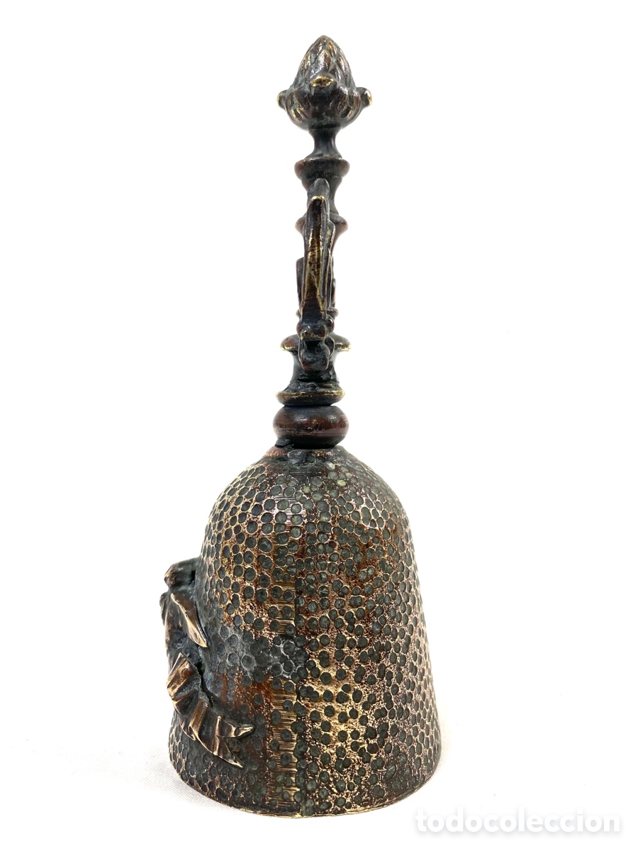 Antig&uuml;edades: CAMPANA DE BRONCE CON PAJARITOS. 13,5 CM - Foto 2