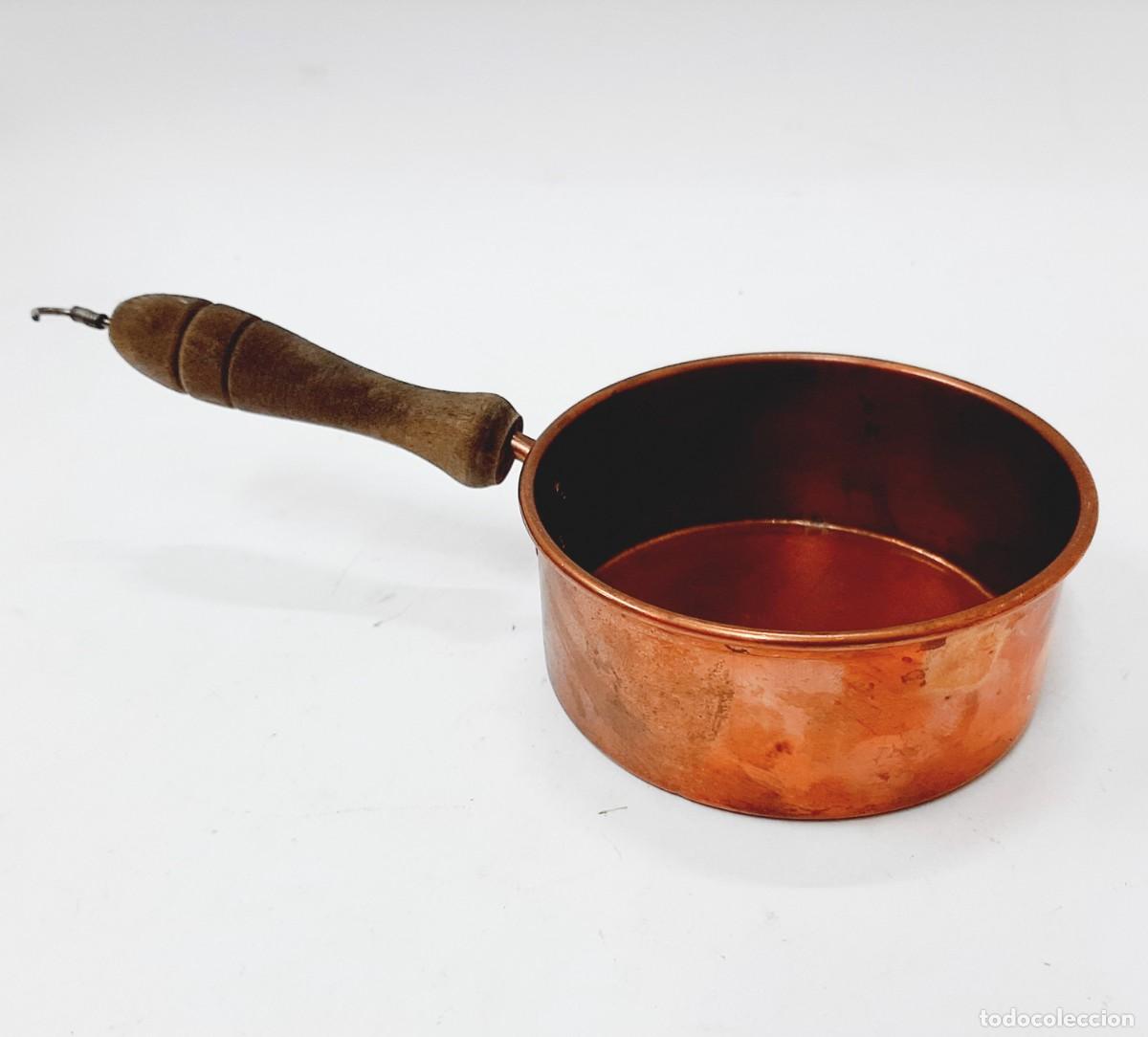 Antiques: Cacerola Vintage Peque&ntilde;a de Cobre con Mango de Madera(13.3)