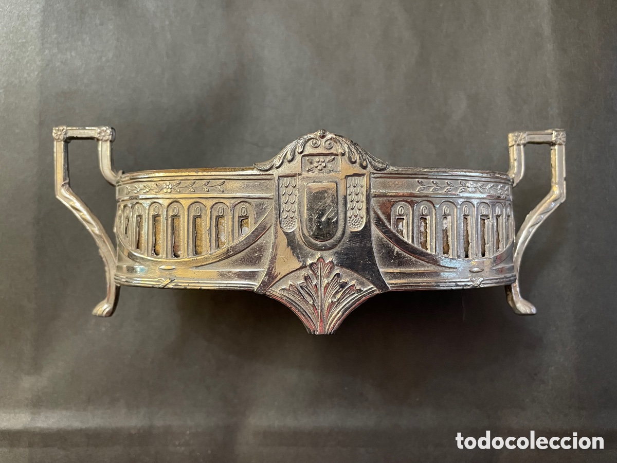 Antig&uuml;edades: Bandeja de esta&ntilde;o - Foto 2